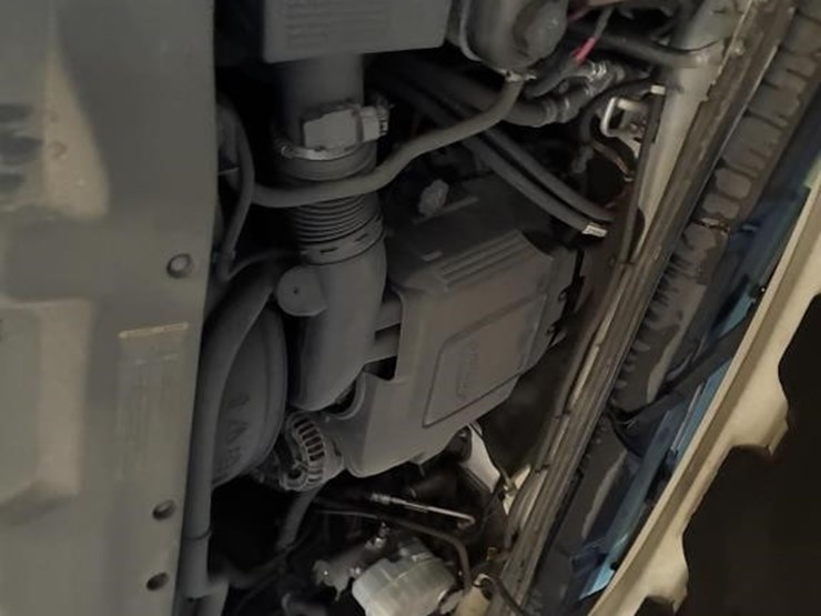 2010-chevrolet-2500hd-image-7