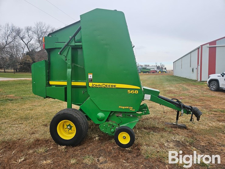 2007-john-deere-568-image-4