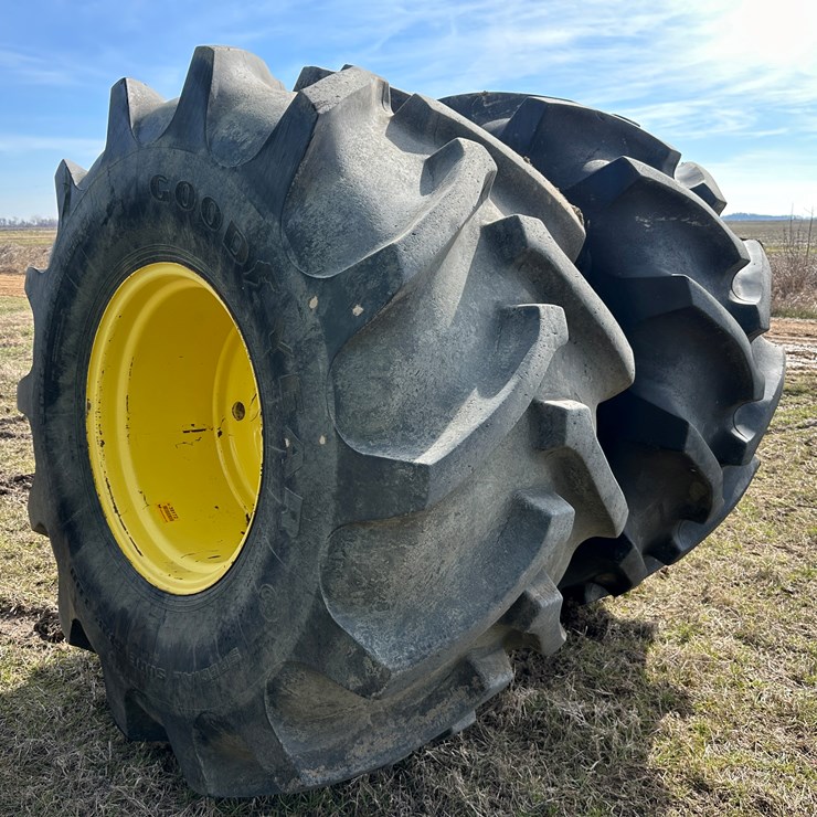 #39172 • Lot of (2) Goodyear 900/65R32 Combine Front Tires and Rims