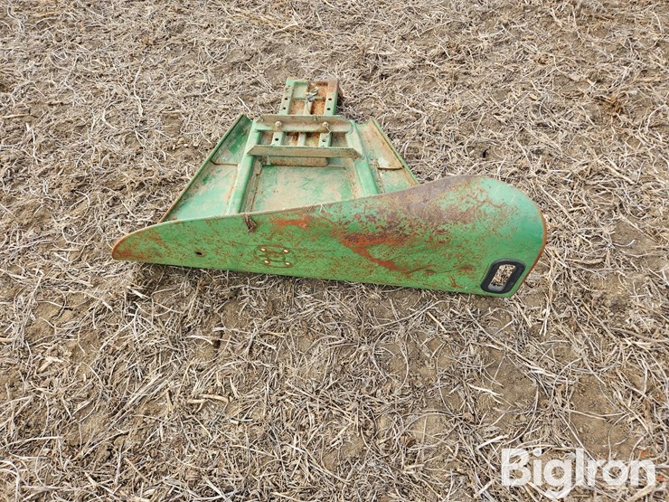 john-deere-10-image-9