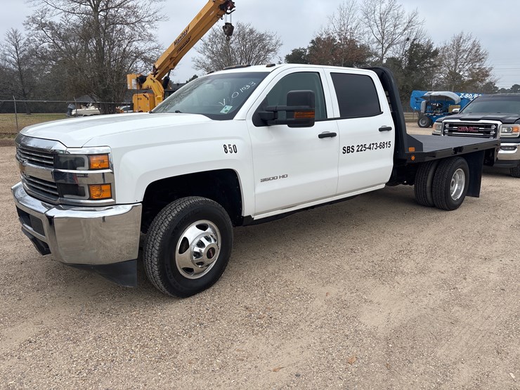 2016-chevrolet-3500hd-image-5