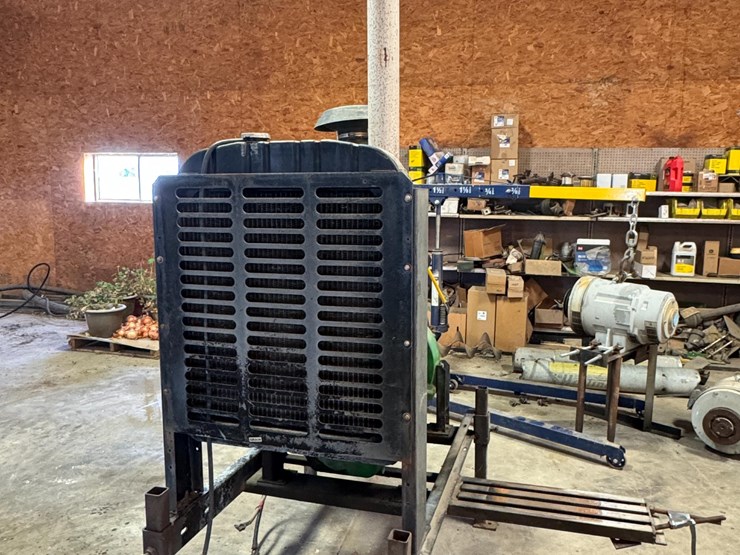 john-deere-4045t-image-7