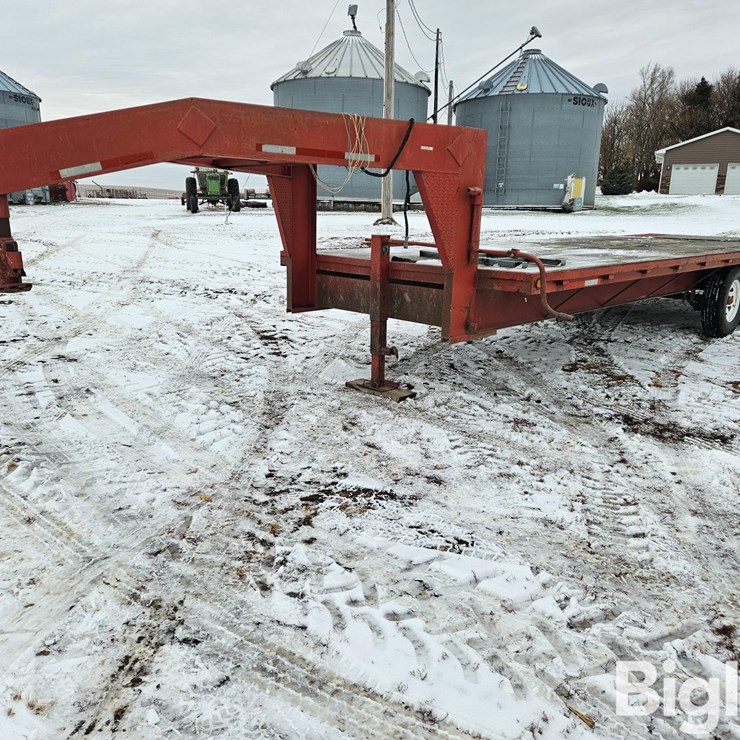 Wemhoff T/A Flatbed Trailer