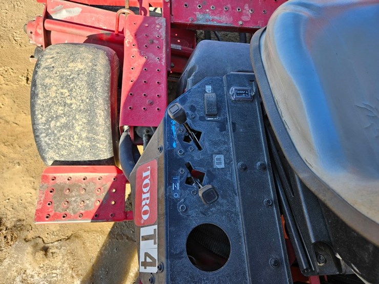 #194-•-toro-greens-mower-image-15