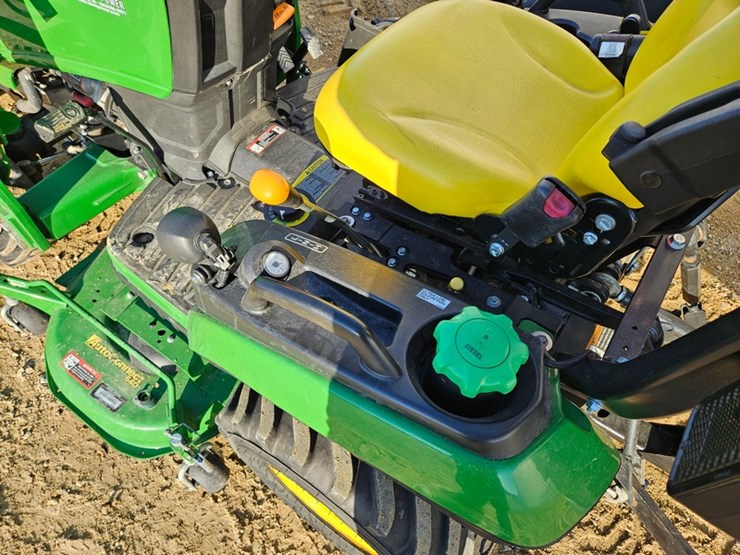 john-deere-1025r-image-22