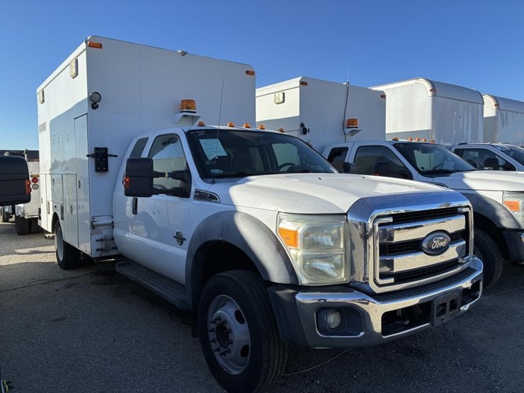 2011-ford-f550-image-2