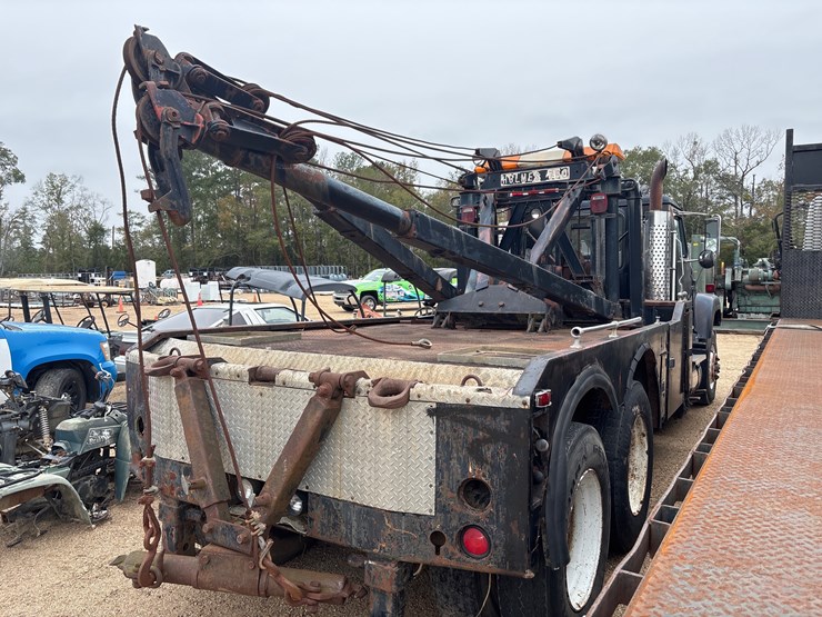 #1828-•-international-s-series-|-for-parts/repairs-|-title-delay-image-4