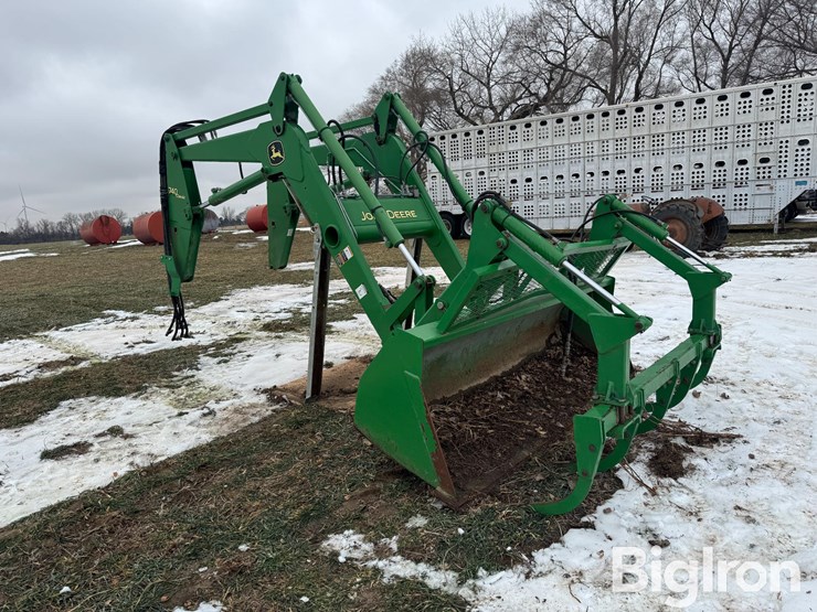 john-deere-740-image-3