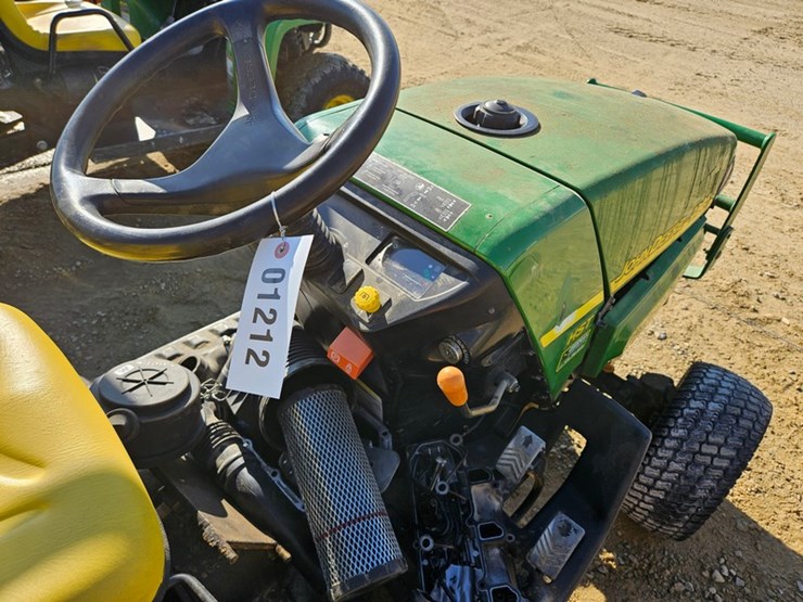 john-deere-2305-image-12