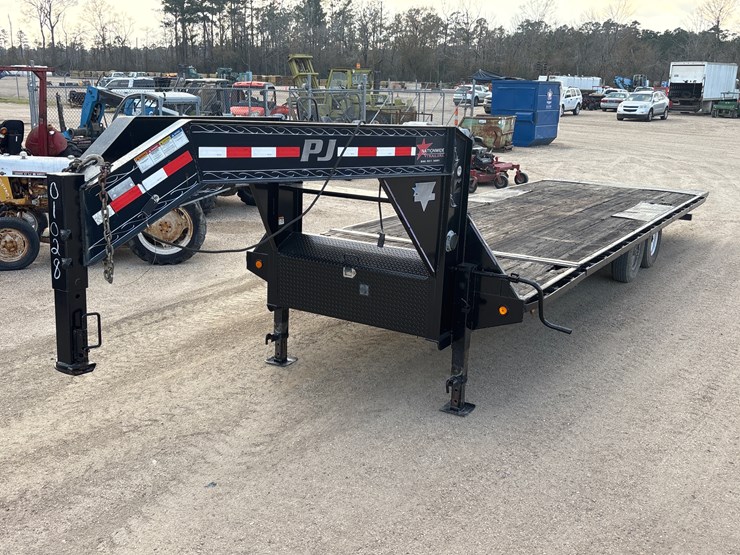#01028-•-2018-pj-gooseneck-trailer-image-1