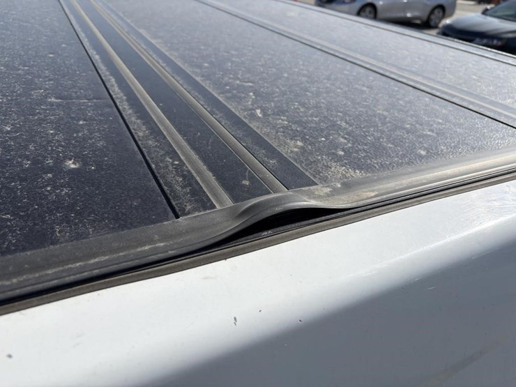 2011-chevrolet-colorado-image-25