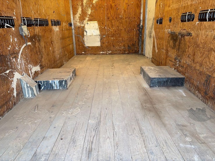 2003-ford-e450-image-11