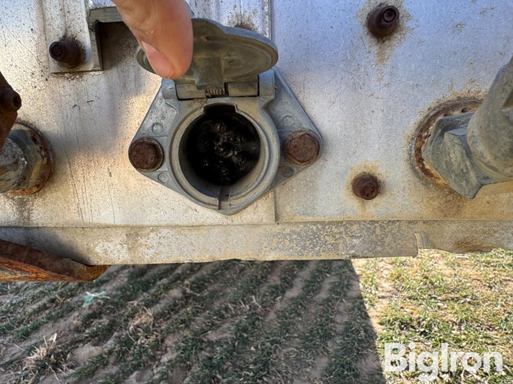 1994-merritt-t/a-aluminum-livestock-trailer-image-13