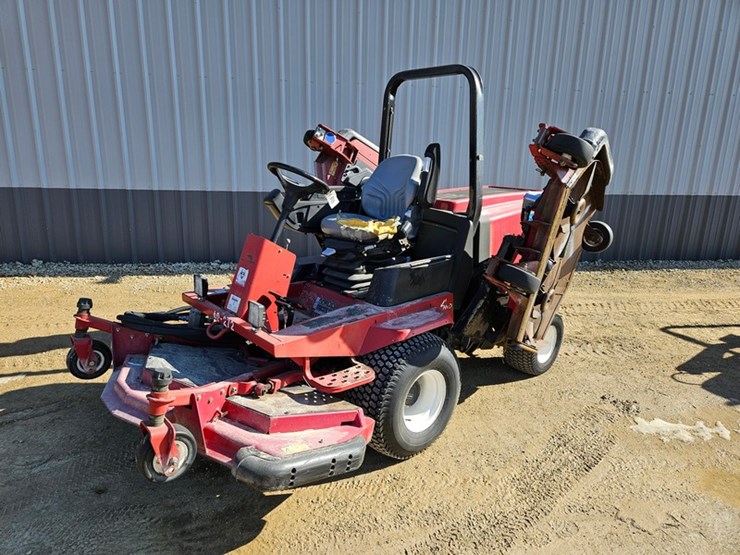 #155-•-toro-ground-master-4000d-4x4-wide-area-mower-image-1