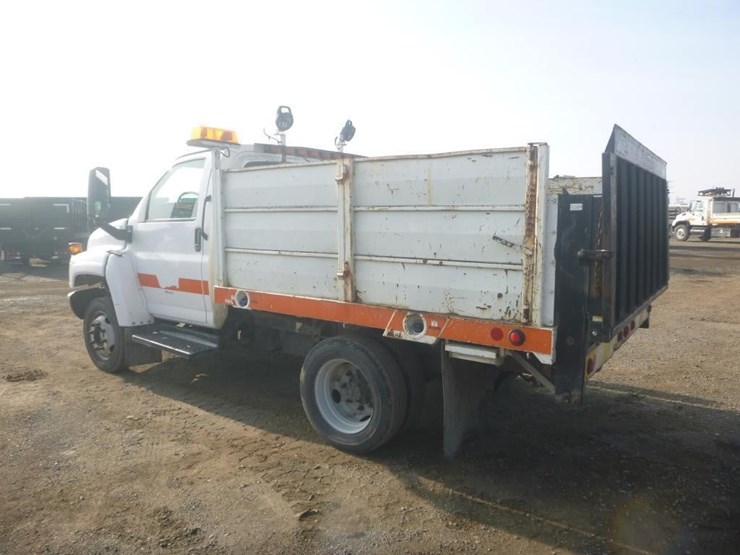 2005-chevrolet-4500-flatbed-truck-image-5