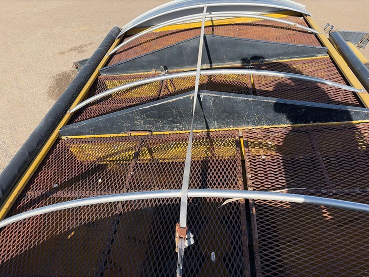 2006-agco-terragator-8104-image-15