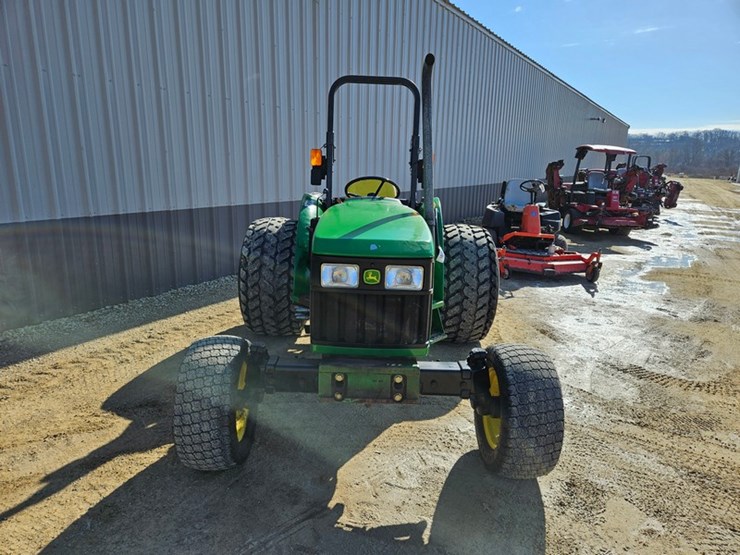 john-deere-5205-image-8