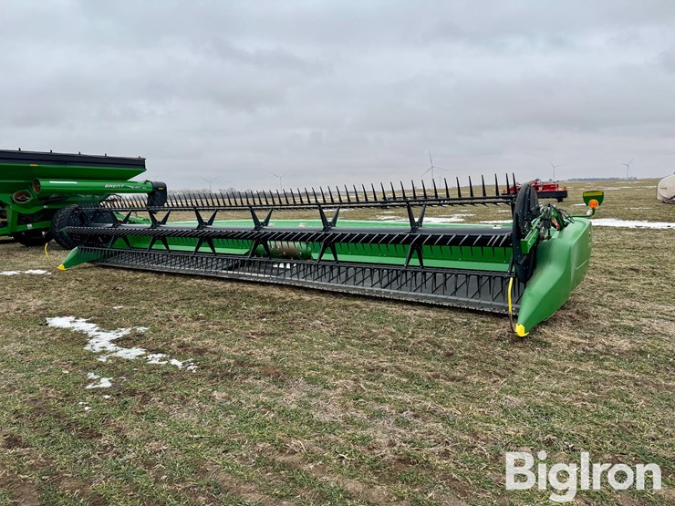 2022-john-deere-735fd-image-1