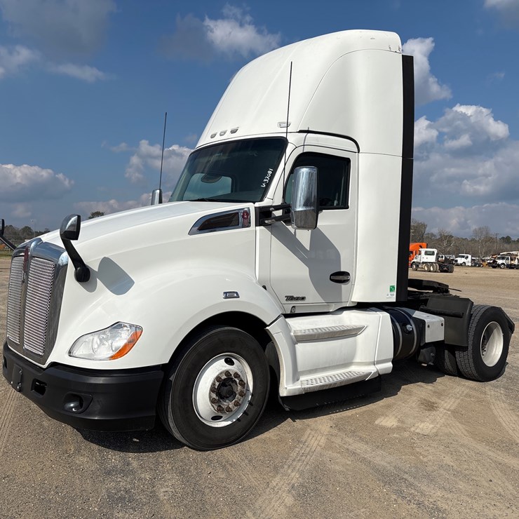 2006 KENWORTH T680