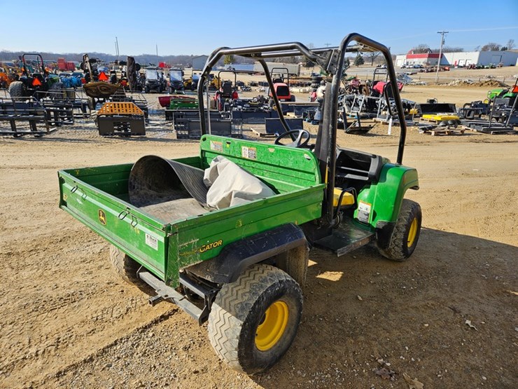 2012-john-deere-gator-image-5
