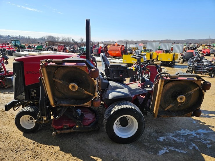 #168-•-toro-ground-master-4700d-4x4-wide-area-mower-image-6