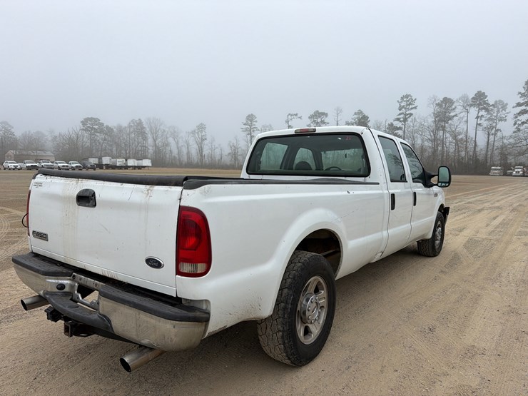 2006-ford-f250-image-3