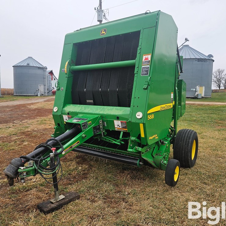 2007 JOHN DEERE 568