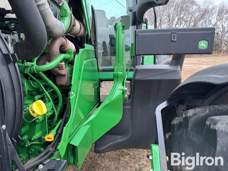 2015-john-deere-6150m-image-9