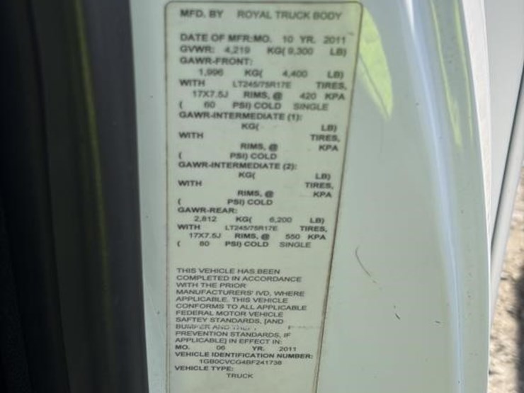 2011-chevrolet-2500-image-34