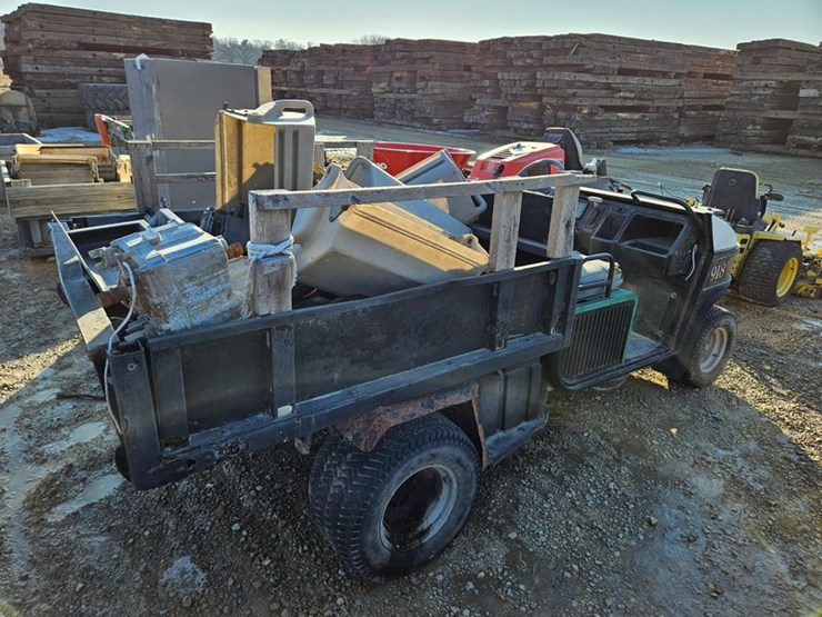 #125-•-cushman-turf-truck-image-5