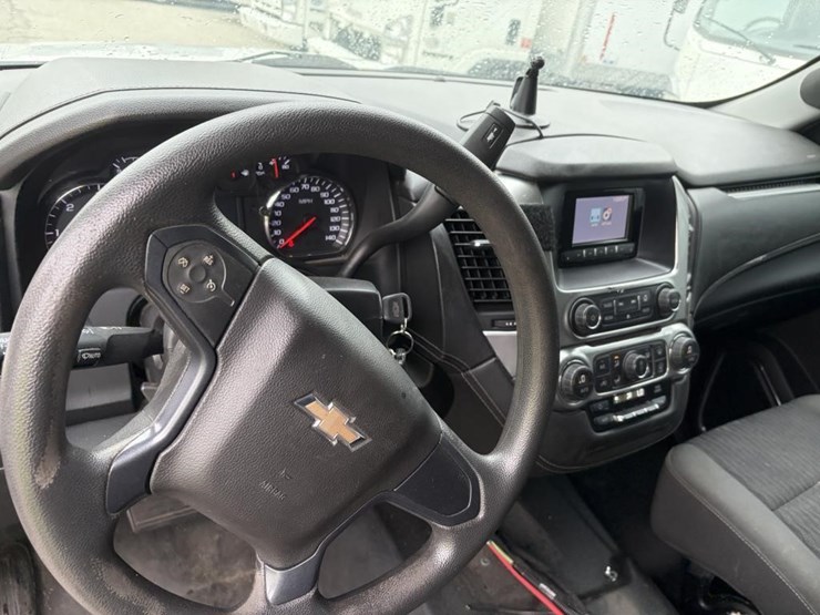 2015-chevrolet-tahoe-image-20