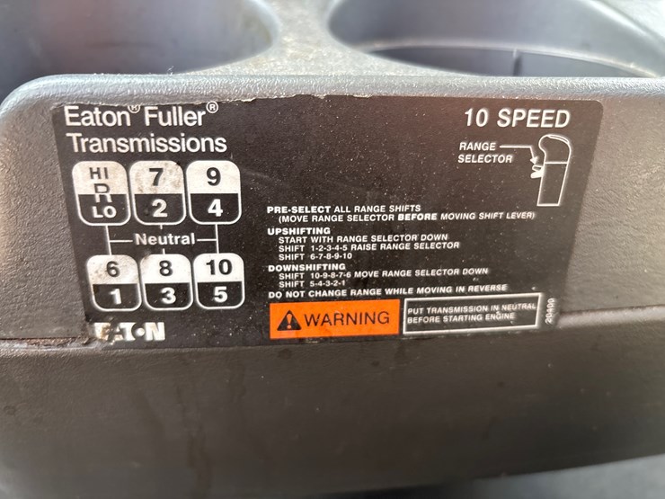 2016-international-prostar-image-11