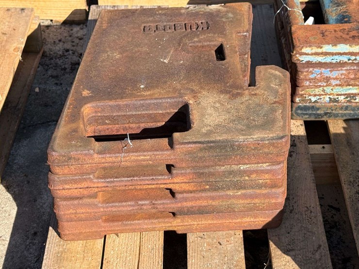 (4)-kubota-suitcase-weights-image-3