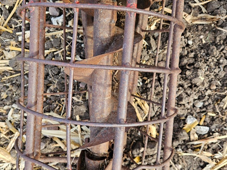 feterl-auger-image-9