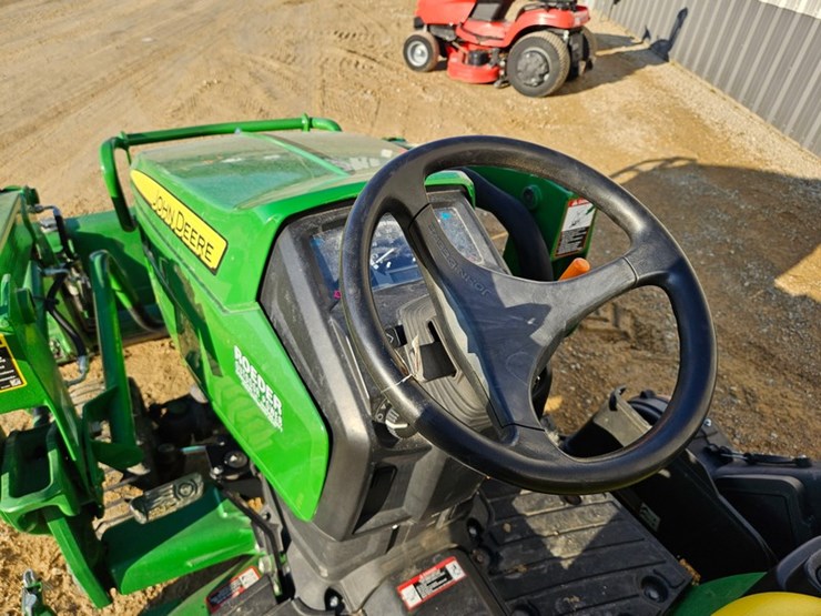 john-deere-1025r-image-24