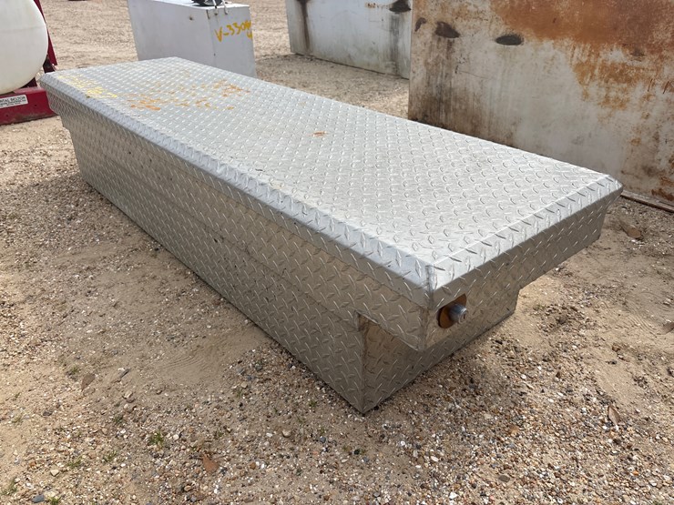 #1624-•-aluminum-tool-box-for-pickup-image-1
