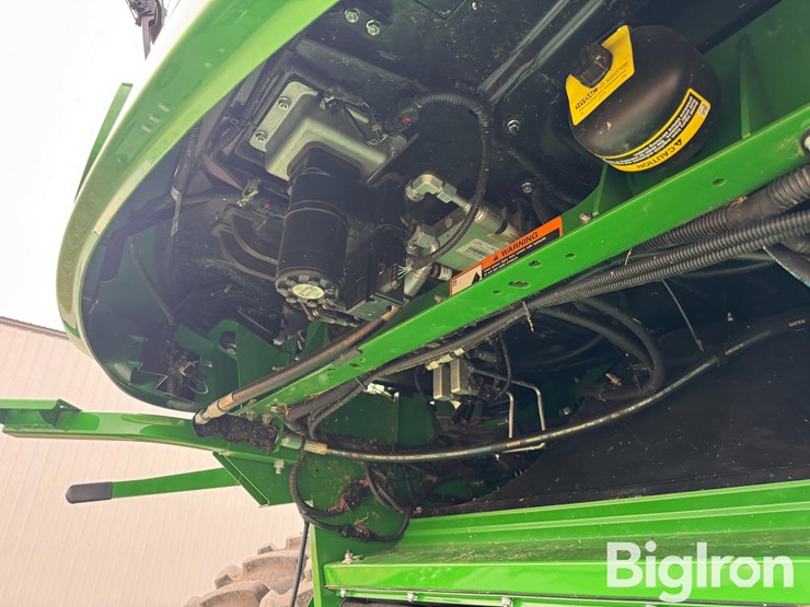 2022-john-deere-s770-image-13