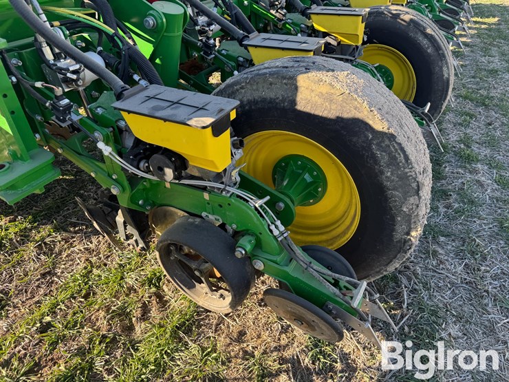 2020-john-deere-1775nt-image-20