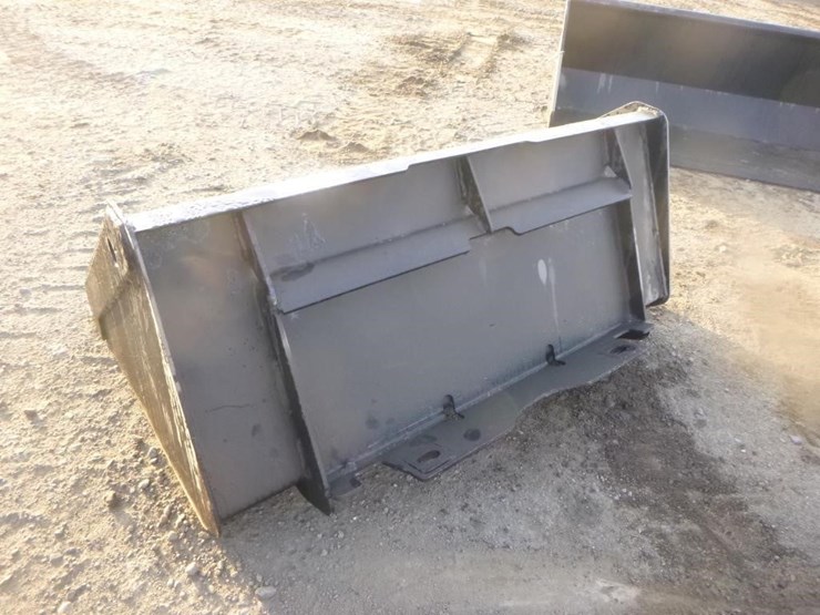 unused-33"-mini-skid-steer-g/p-bucket-image-4