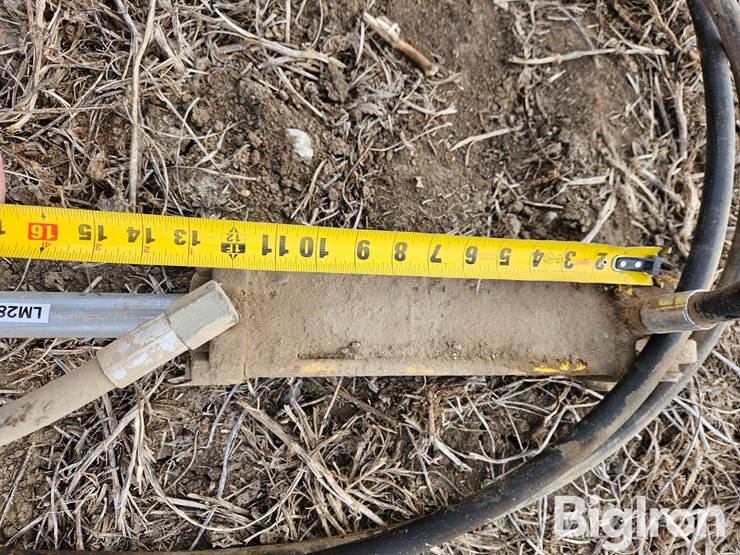 implement-hydraulic-cylinder-image-7