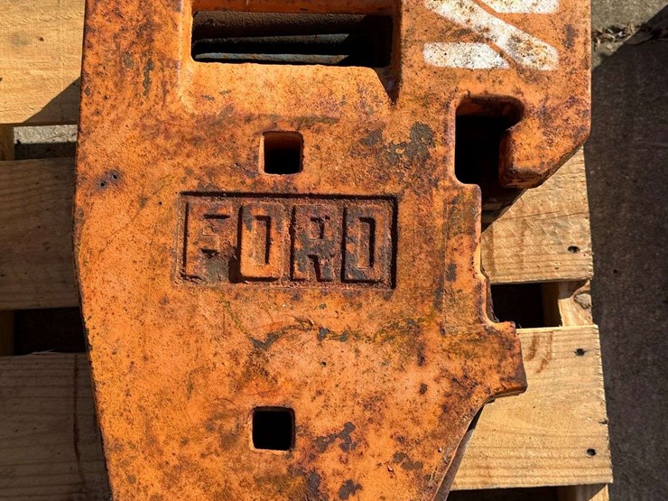 (4)-ford-suitcase-weights-image-1
