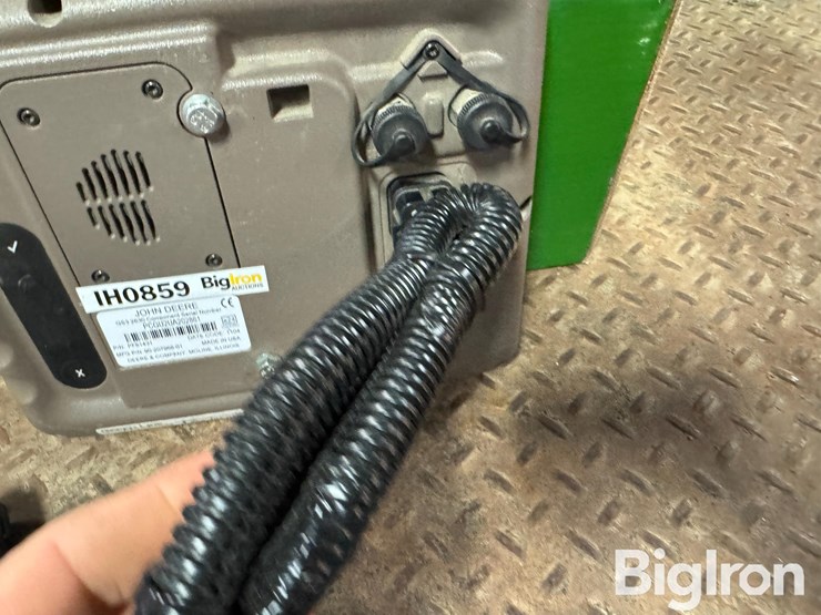 john-deere-2630-image-10