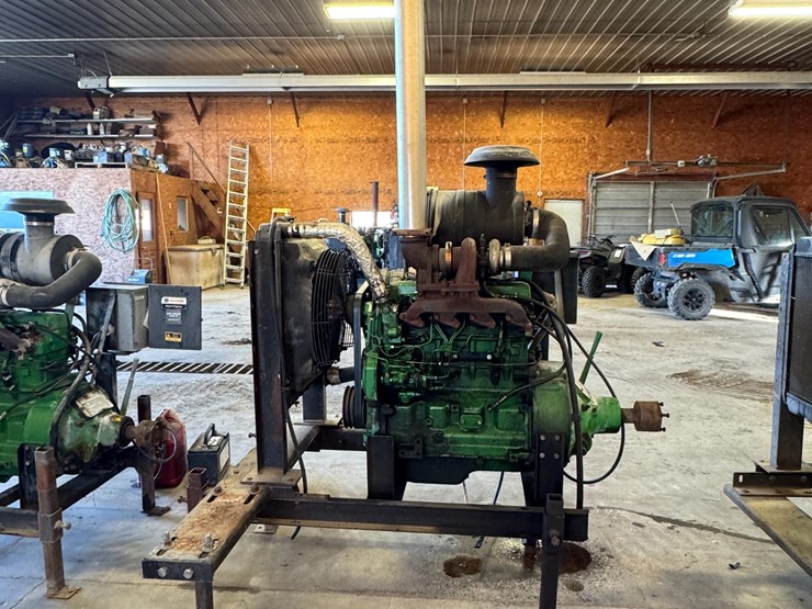 john-deere-4045t-image-4