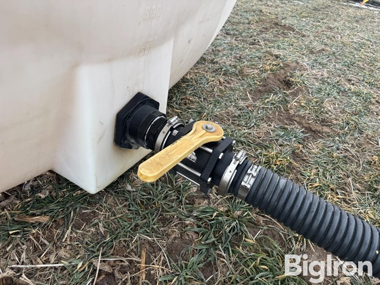 2550-gallon-bulk-tank-image-13