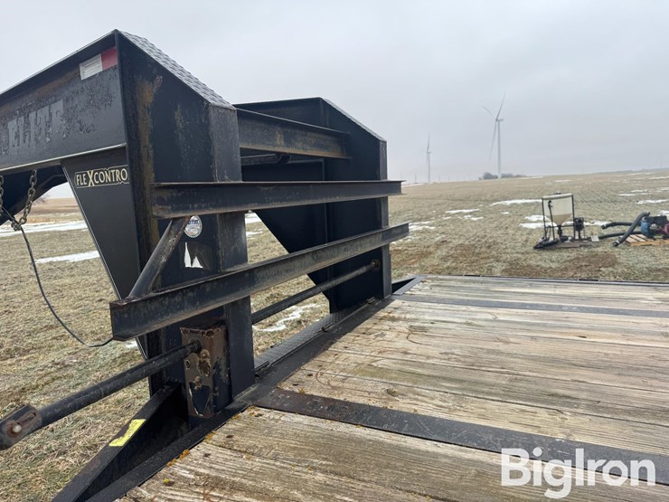 2009-elite-32'-t/a-flatbed-trailer-image-20