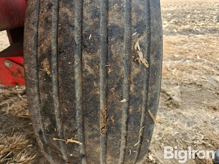 new-direction-804-series-4-vertical-feed-mixer-wagon-w/scale-image-13