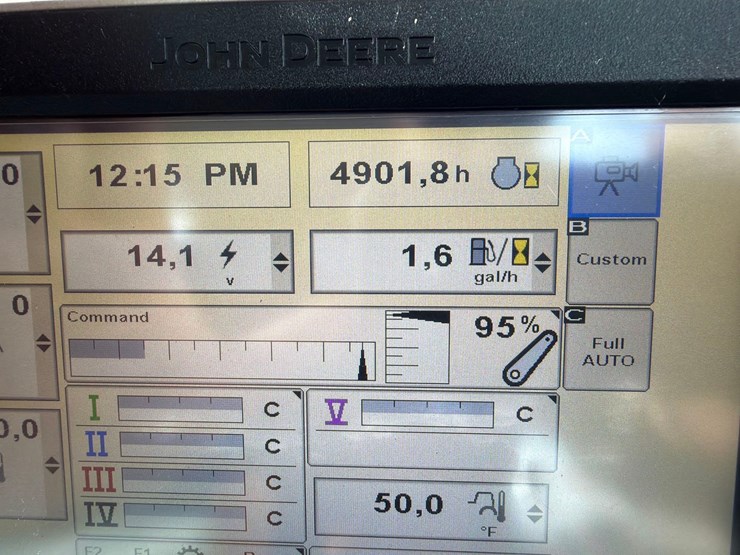 2010-john-deere-8360rt-image-26