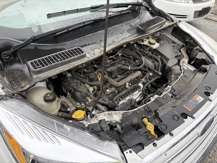 2019-ford-escape-se-image-7