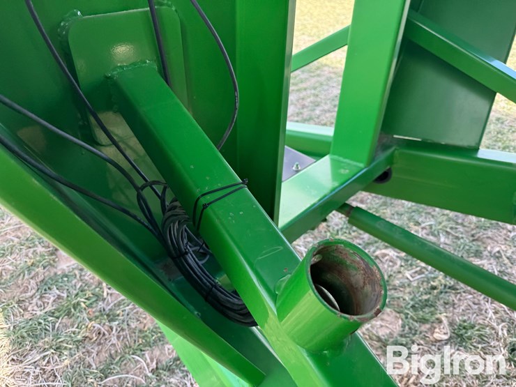 2010-brent-882-image-15