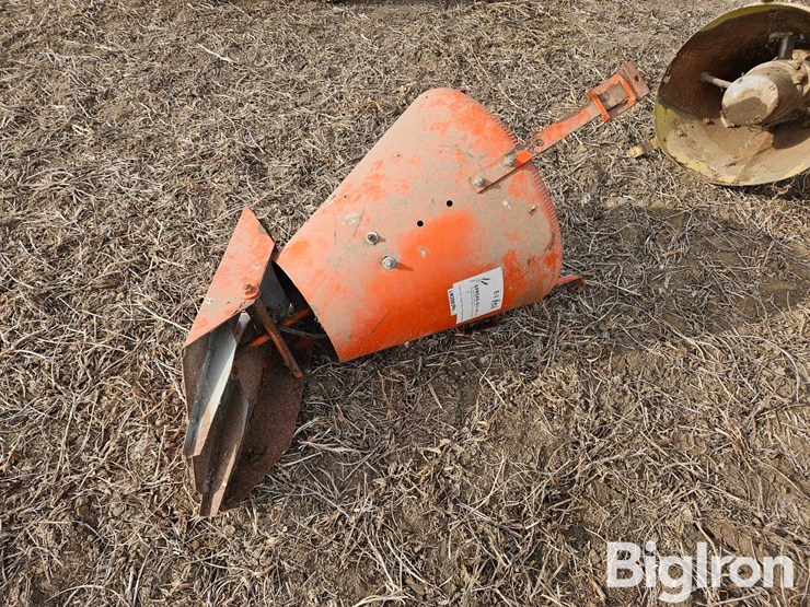 spread-all-bin-grain-spreader-image-1